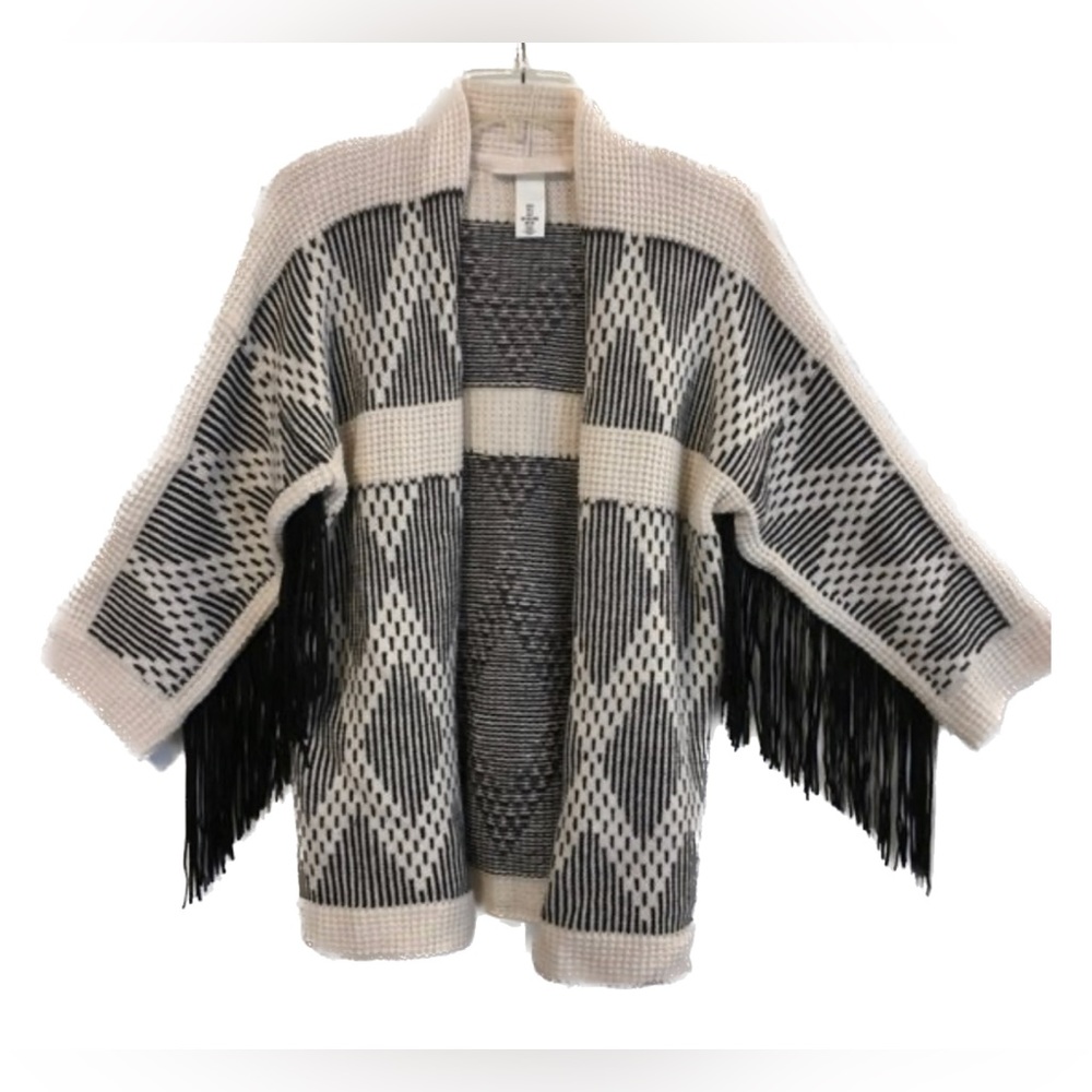 Labels of goods H&M | Fringe Southwester Sweater
